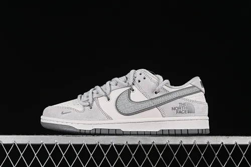 All categories Nk SB Dunk Series Nk SB Dunk Low High-end customized low-top sneakers Nk SB Dunk Low North Face joint-Zhubahui Anniversary high-end customized low-top casual sneakers XX2025-327
